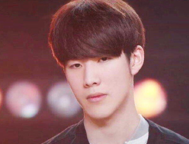 怀疑没有找到战队？前 Top Esports 顶尖选手 Wayward 的粉丝团表示：“没有船可以载我。”